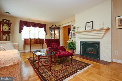 3506 N Dinwiddie St, Arlington, VA 22207 - photo 5