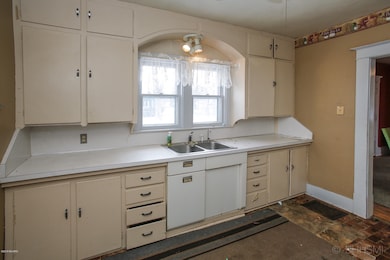 206 w main-105