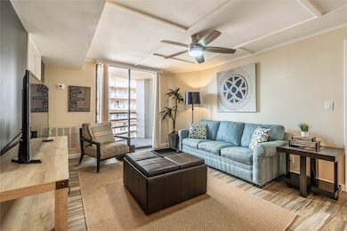 Sage Condominiums unit 913, Houston, TX 77056 - photo 2