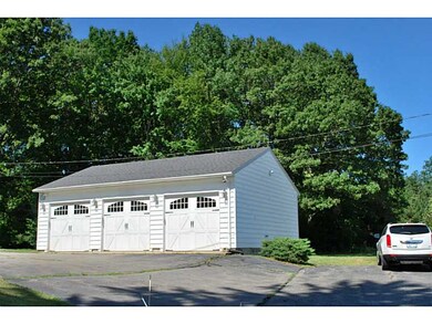 178 Farnum Pike, Smithfield, RI 02917 - photo 2