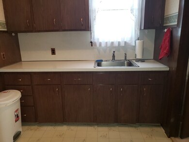 1 Rockland St, Lynn, MA 01902 - photo 4