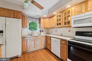 1152 S Lehigh Cir, Swarthmore, PA 19081 - photo 7