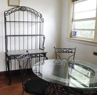 3915 Warwick Ave, Cincinnati, OH 45229 - photo 7