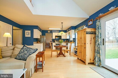 3015 Emerald Chase Dr, Herndon, VA 20171 - photo 5