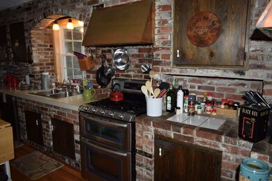 38 Portland St, Lancaster, NH 03584 - photo 3