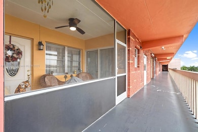180 NE 12th Ave unit 14E, Hallandale Beach, FL 33009 - photo 5