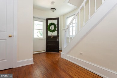 39 W Central Ave, Paoli, PA 19301 - photo 2