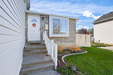 2835 W 4200 S, Roy, UT 84067 - photo 5