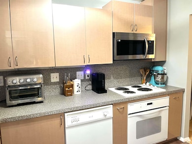 30515 W 14 Mile Rd, Farmington Hills, MI 48334 - photo 5