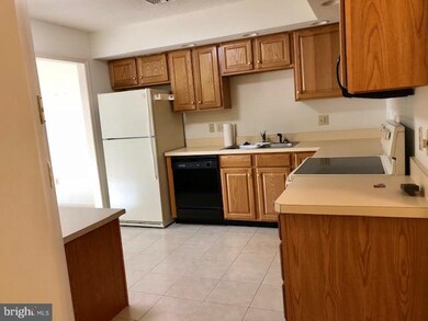 416 Benjamin Dr, Chambersburg, PA 17201 - photo 5