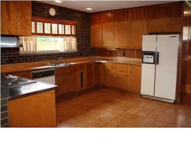 2605 Highland Dr NE, Cleveland, TN 37312 - photo 3