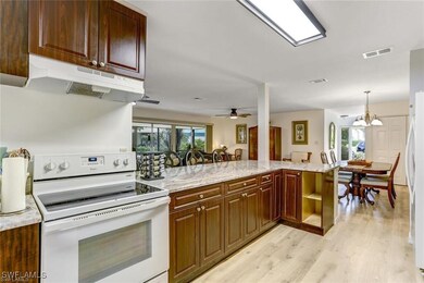 925 Palm View Dr unit 111, Naples, FL 34110 - photo 4