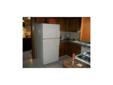 137 Overland Ave, Cranston, RI 02910 - photo 6