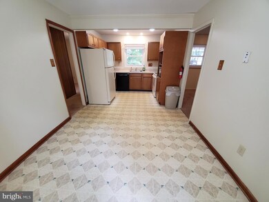 12300 Rustic Place, Bowie, MD 20715 - photo 5