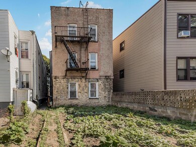 756 E 225th St, Bronx, NY 10466 - photo 7