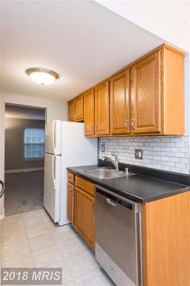 4 Pine Cone Ct, Nottingham, MD 21236 - photo 6