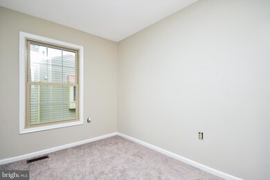 7519 Belle Grae Dr unit 119, Manassas, VA 20109 - photo 3