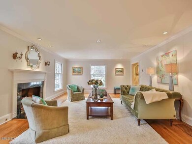 385 Middlesex Rd, Darien, CT 06820 - photo 3