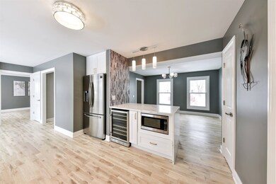 1167 Banbury Cir, Naperville, IL 60540 - photo 5