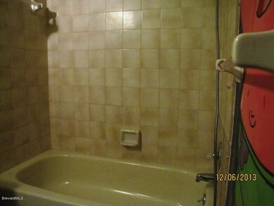 HALL BATH V2