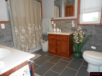 904 N Valley St, New Ulm, MN 56073 - photo 7