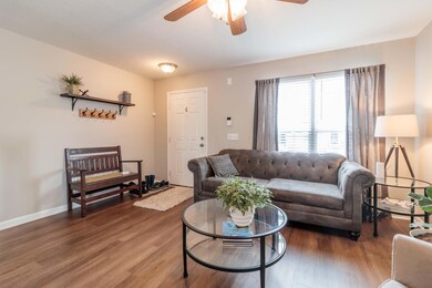 6551 Nottinghill Trail Dr unit 15-655, Canal Winchester, OH 43110 - photo 4