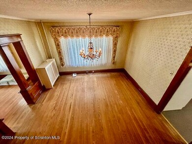 216 2nd St, Blakely, PA 18447 - photo 6