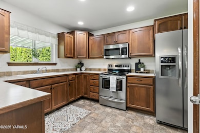 Hyde_250702_Whatcom_Yakima_12