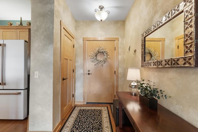 N51W34861 Wisconsin Ave unit 3119, Okauchee, WI 53069 - photo 4