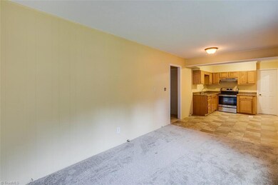 340 Falcon Hills Dr, Asheboro, NC 27205 - photo 7