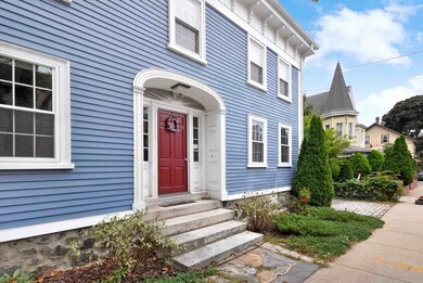 10 Swan St unit 2, Arlington, MA 02476 - photo 3