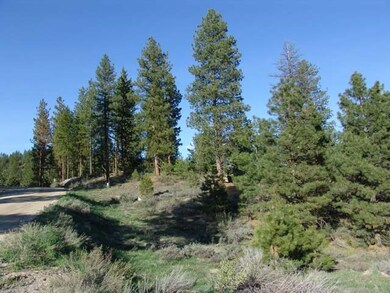 Great Privacy Yet Close to the Road