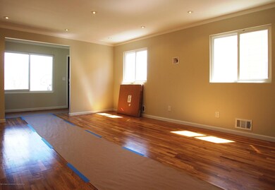 (3) Living Room Dining Room