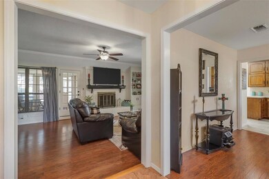 316 Carolyn Dr, Bedford, TX 76021 - photo 5