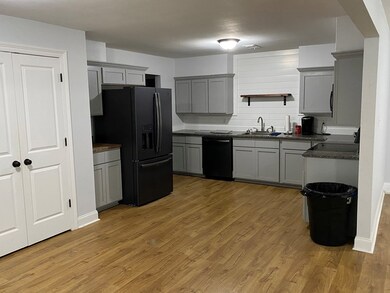 1101 W Fourth Ave, Picayune, MS 39466 - photo 7