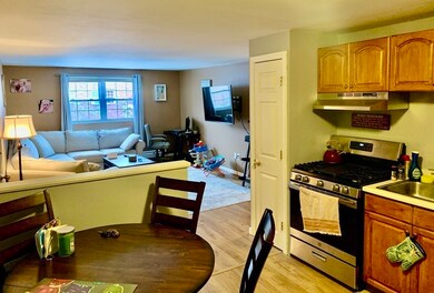 349 Hildreth St unit 26, Lowell, MA 01850 - photo 3