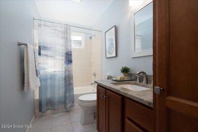 15 Camden Cir, Delmar, NY 12054 - photo 7