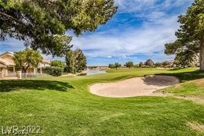 Golf course community