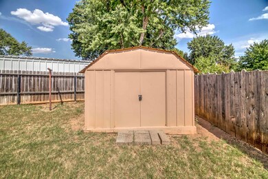 1922 Green Briar Cir, Duncan, OK 73533 - photo 6