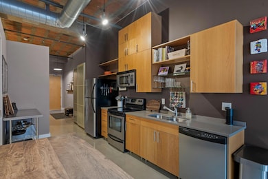 718 Washington Ave N unit 612, Minneapolis, MN 55401 - photo 2