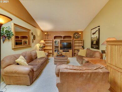 1160 SW Edgefield Ave, Troutdale, OR 97060 - photo 7