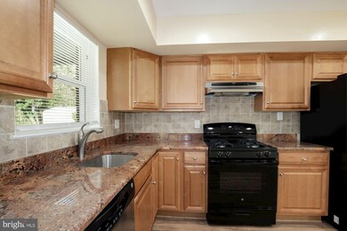 4305 Frankfort Dr, Rockville, MD 20853 - photo 7