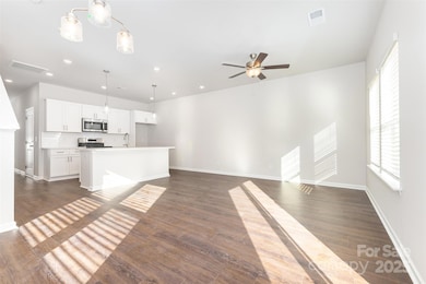 9715 Misenheimer Rd, Charlotte, NC 28215 - photo 6