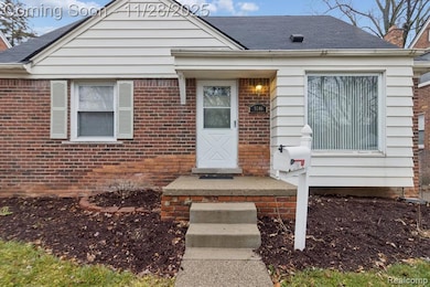 9540 Mercedes, Redford, MI 48239 - photo 5