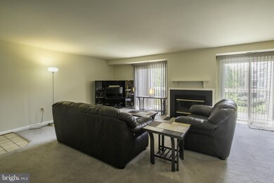 1115 Castle Harbour Way unit 2D, Glen Burnie, MD 21060 - photo 4