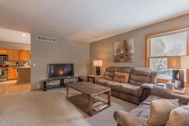 26 Brewer Park Cir unit 2, Grand Rapids, MI 49548 - photo 7