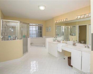 7313 NW 113th Place, Doral, FL 33178 - photo 6