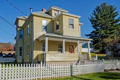 84 Laclede Ave, Chicopee, MA 01020 - photo 2