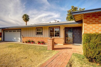 Exterior 4