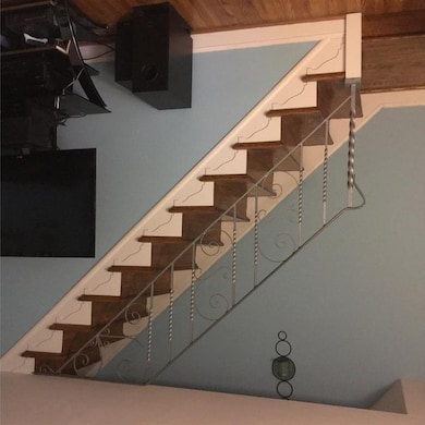 343 Westpark Ln, Clifton Heights, PA 19018 - photo 4